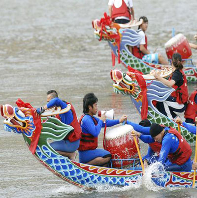 مهرجان قوارب التنين في الصين